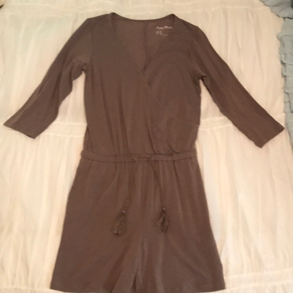 Anybody wrap style3/4 sleeve romperXXS soft mink brown